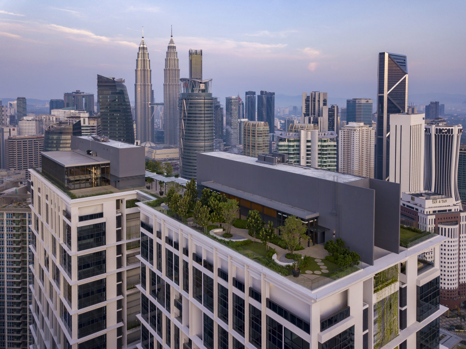 Aria Luxury Residence A landmark address in the heart of a world